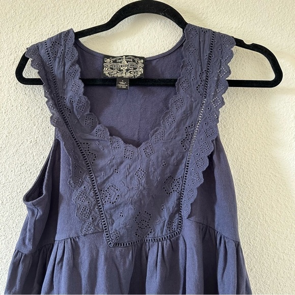 JAMES COVIELLO Eyelet Scallop Vneck Baby Doll Tank Top Women Sz Small - Picture 2 of 7